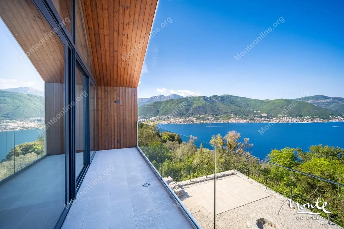 Prodaja, kuća, 173m², Krašići, Tivat