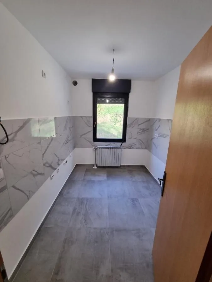 Prodaja, trosoban stan, 129m², Sremska Kamenica, Petrovaradin