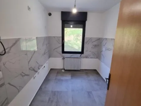 Prodaja, trosoban stan, 129m², Sremska Kamenica, Petrovaradin - image 5