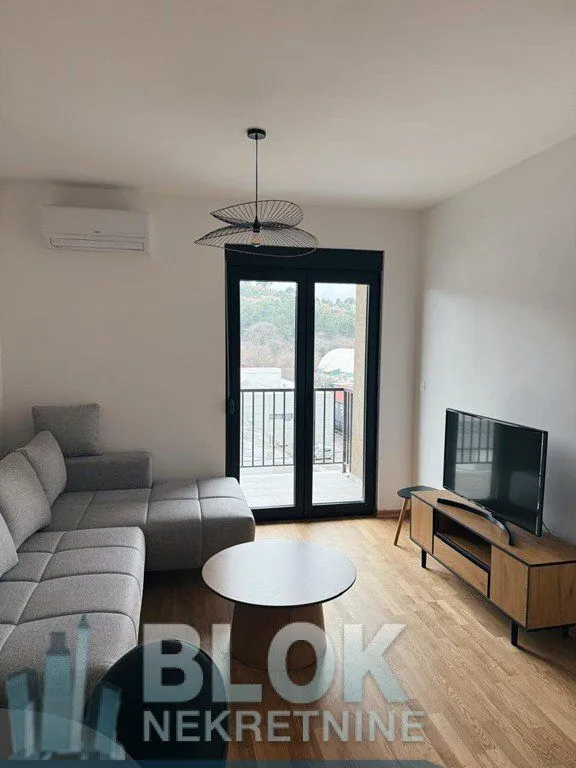Izdavanje, jednosoban stan, 40m², Zabjelo, Podgorica