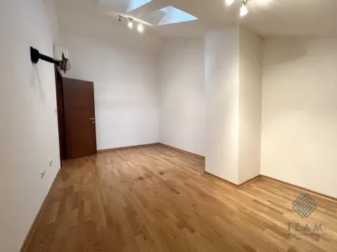 Prodaja, dvosoban stan, 112m², Tološka šuma, Podgorica - image 7