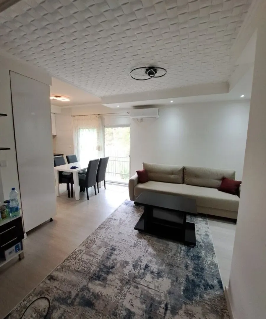 Prodaja, jednosoban stan, 55m², Centar, Bar
