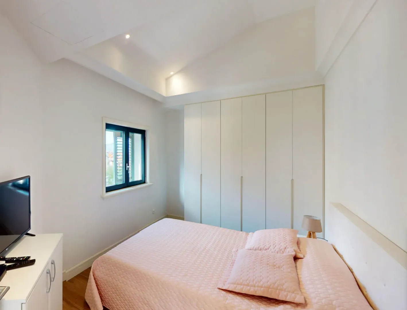 Sale, one bedroom apartment, 55m², Luštica Bay, Tivat