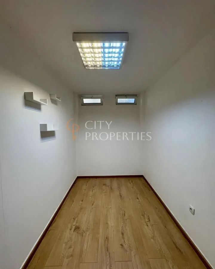 Rent, office space, 10m², Centar, Podgorica