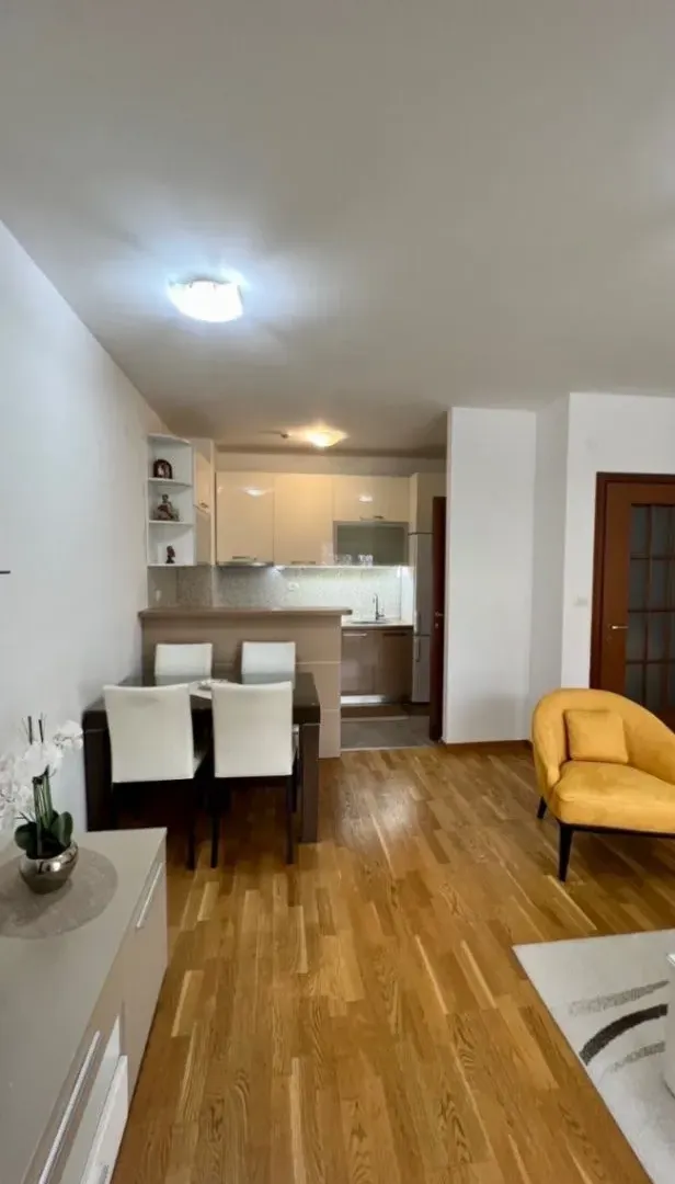 Izdavanje,  stan, 51m2, City Kvart, Podgorica