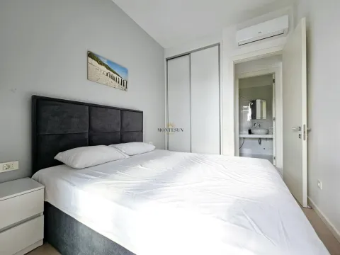 Rent, two bedroom apartment, 51m², Bečići, Budva - image 5