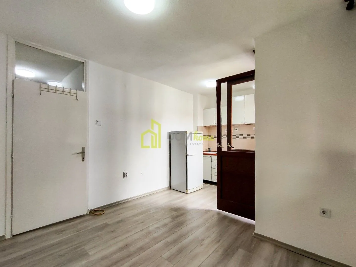 Rent, studio apartment, 22m², Stari Aerodrom, Podgorica