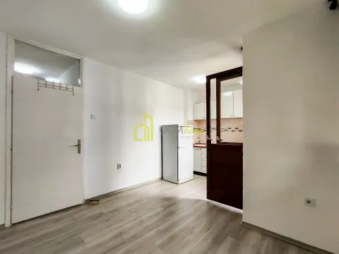 Izdavanje, garsonjera, 22m², Stari Aerodrom, Podgorica - image 6