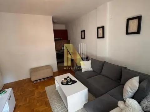 Izdavanje, jednosoban stan, 39m², Sajmište, Novi Sad - image 4