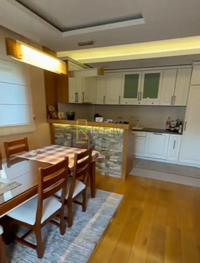Prodaja, trosoban stan, 100m², Podgorica, Crna Gora