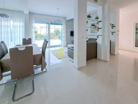 Prodaja, kuća, 190m², Bar, Crna Gora - image 5