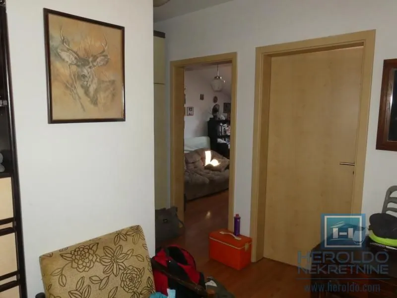 Prodaja, trosoban stan, 62m², Centar, Jagodina