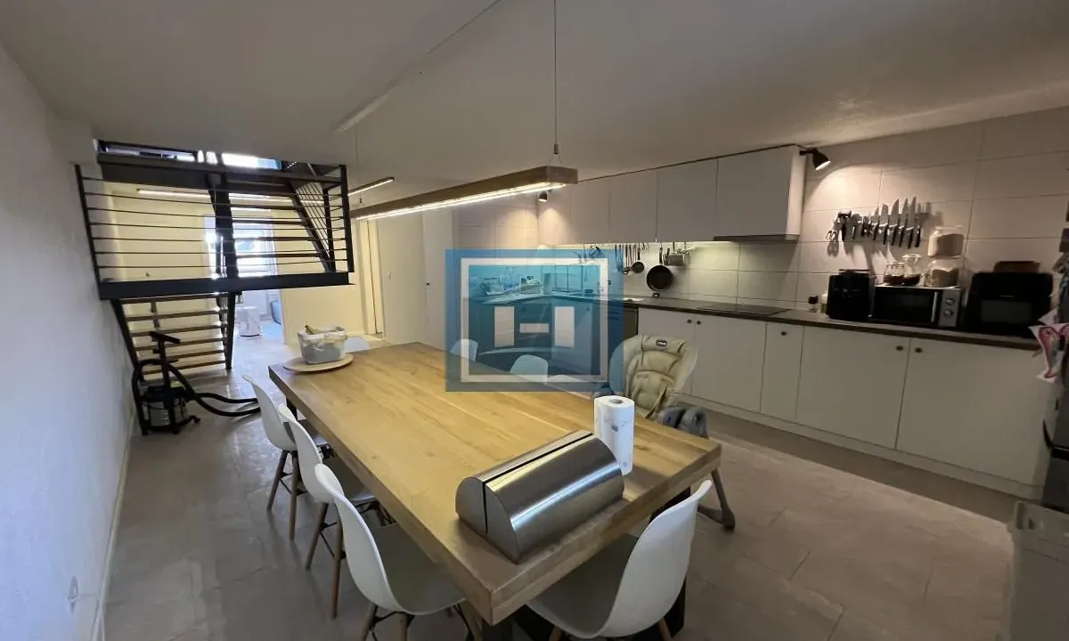 Sale, apartment, 170m², Sarina Medja, Jagodina
