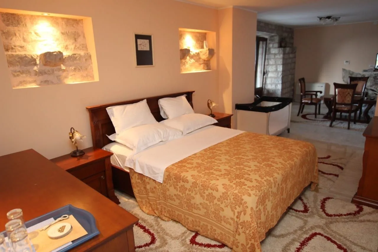 Rent, house, 350m², Budva, Crna Gora