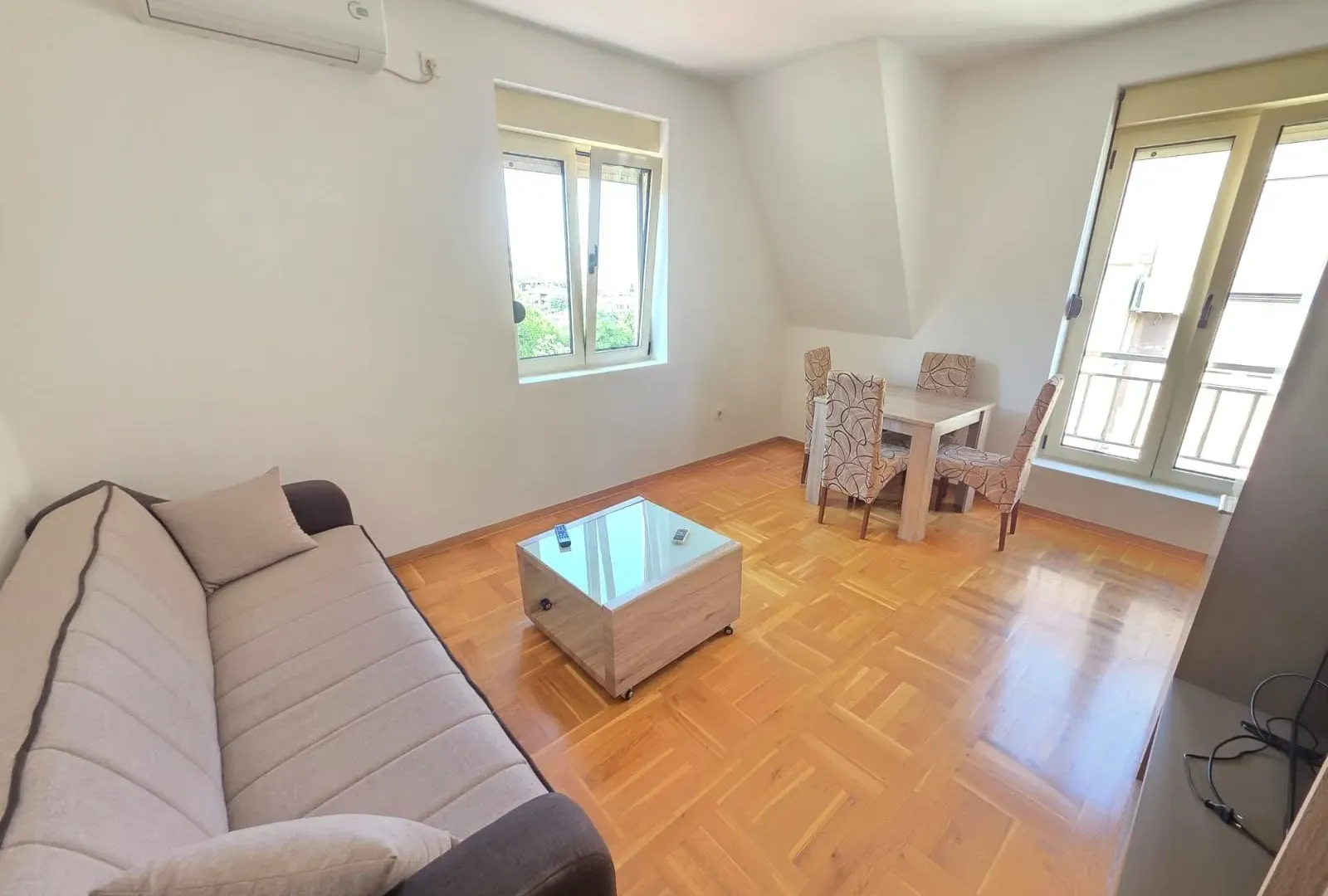 Rent, studio apartment, 27m², Zabjelo, Podgorica