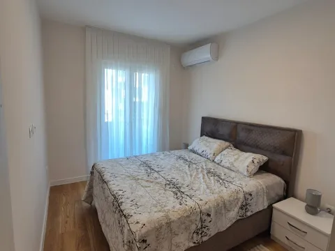 Rent, one bedroom apartment, 49m², Central Point, Podgorica - image 8