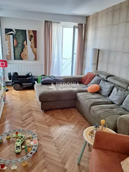 Prodaja, dvosoban stan, 62m², Vračar Hram, Vračar Sve Podlokacije