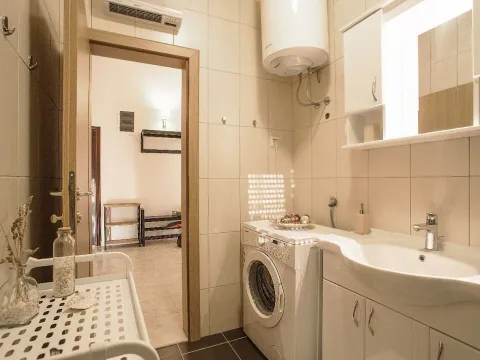 Sale, two bedroom apartment, 82m², Đenovići, Herceg Novi - image 12