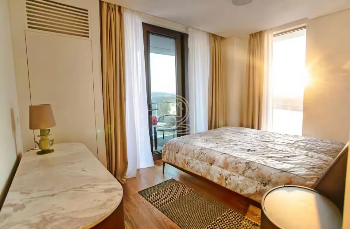 Rent, four bedroom apartment, 144m², Savski Venac, Beograd