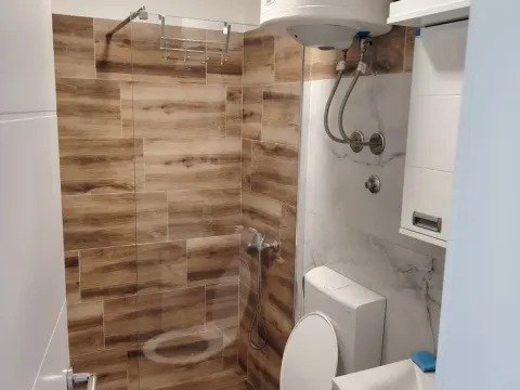 Prodaja, garsonjera, 25m², Srebrno jezero, Veliko Gradište - image 4