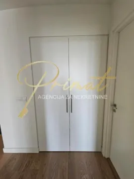 Rent, two bedroom apartment, 54m², Savski Venac, Beograd - image 11