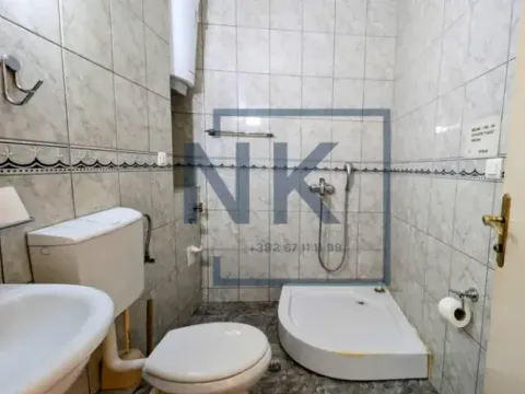 Izdavanje, poslovni prostor, 74m², Lepa Kata, Podgorica - image 8