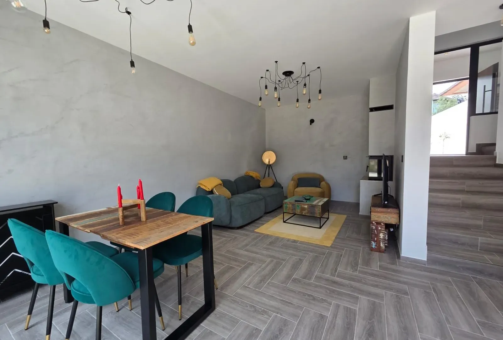 Rent, house, 116m², Vranići, Podgorica