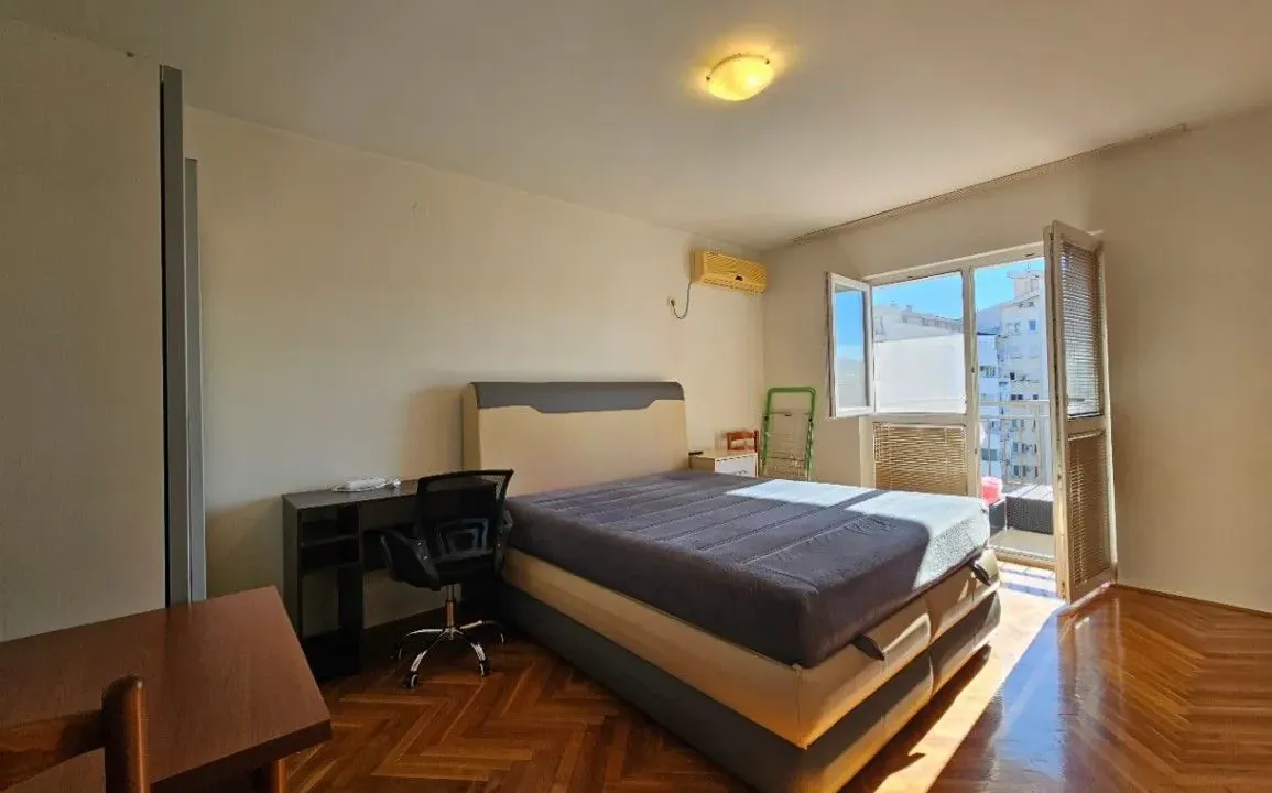 Izdavanje, garsonjera, 33m², Centar, Bar