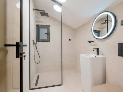 Prodaja, kuća, 240m², Kamenovo, Budva - image 24