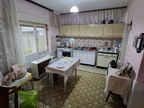 Sale, house, 199m², Kula, Srbija - image 8