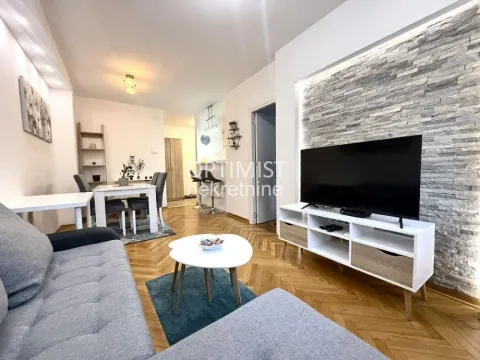 Stan in Botanička Bašta