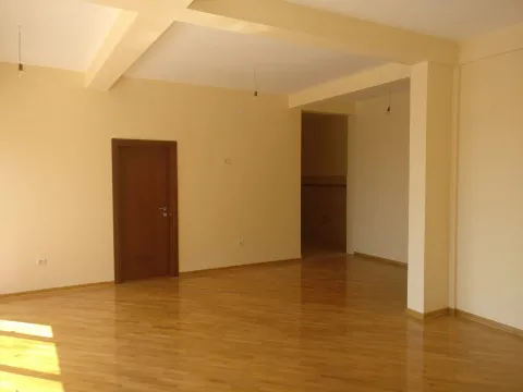 Sale, house, 220m², Šušanj, Bar - image 8