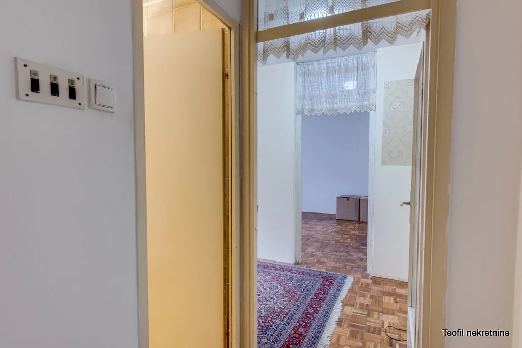 Prodaja, jednosoban stan, 43m², Čukarička Padina, Beograd