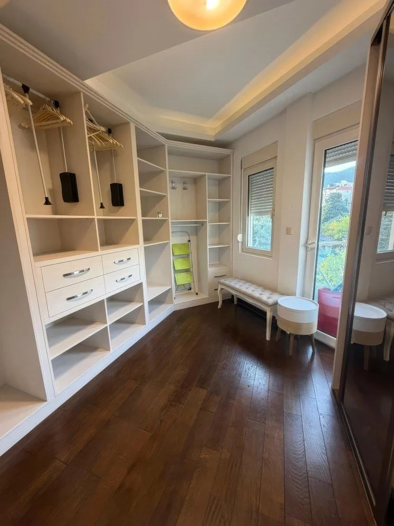 Sale, apartment, 89m², Bečići, Budva