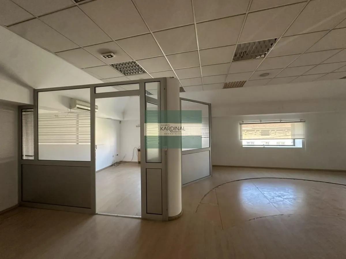 Rent, office space, 200m², Centar, Kragujevac