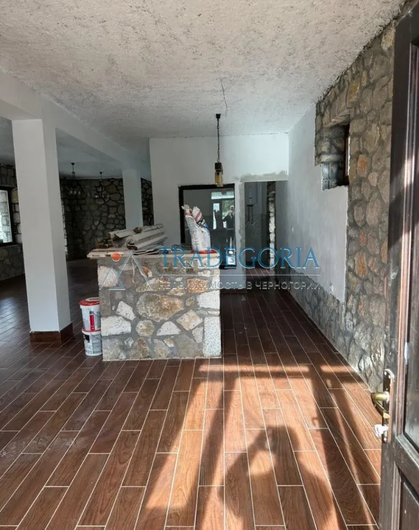 Prodaja, ugostiteljski objekat, 400m², Danilovgrad, Crna Gora