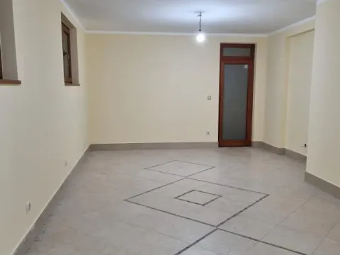 Sale, office space, 72m², Lekino Brdo, Voždovac Sve Podlokacije