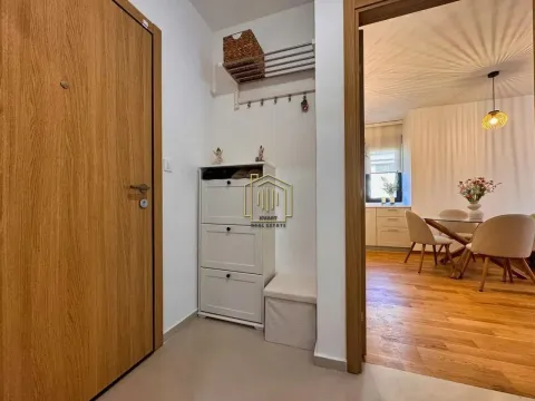 Prodaja, jednosoban stan, 46m², City Kvart, Podgorica - image 11