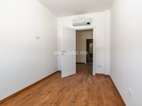 Rent, studio apartment, Tološka šuma, Podgorica - image 7