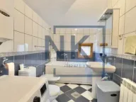 Izdavanje, kuća, 300m², Ibričevina, Podgorica - image 10