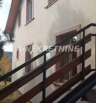 Izdavanje, četvorosoban stan, 80m², Sremska Kamenica, Petrovaradin - image 3