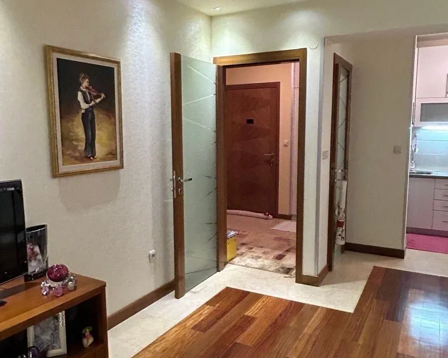 Prodaja, jednosoban stan, 55m², Centar, Podgorica