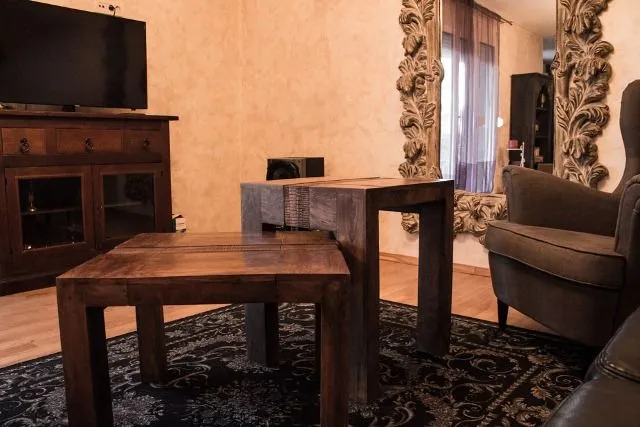 Prodaja, kuća, 180m², Tološi, Podgorica
