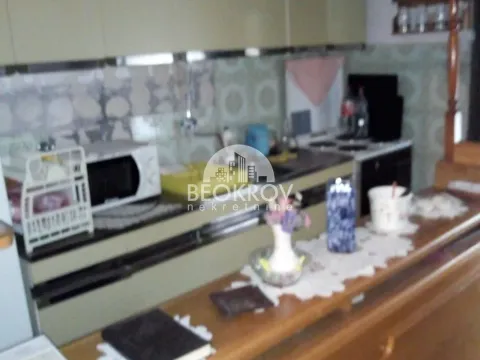 Sale, house, 310m², Čukarica, Beograd - image 2