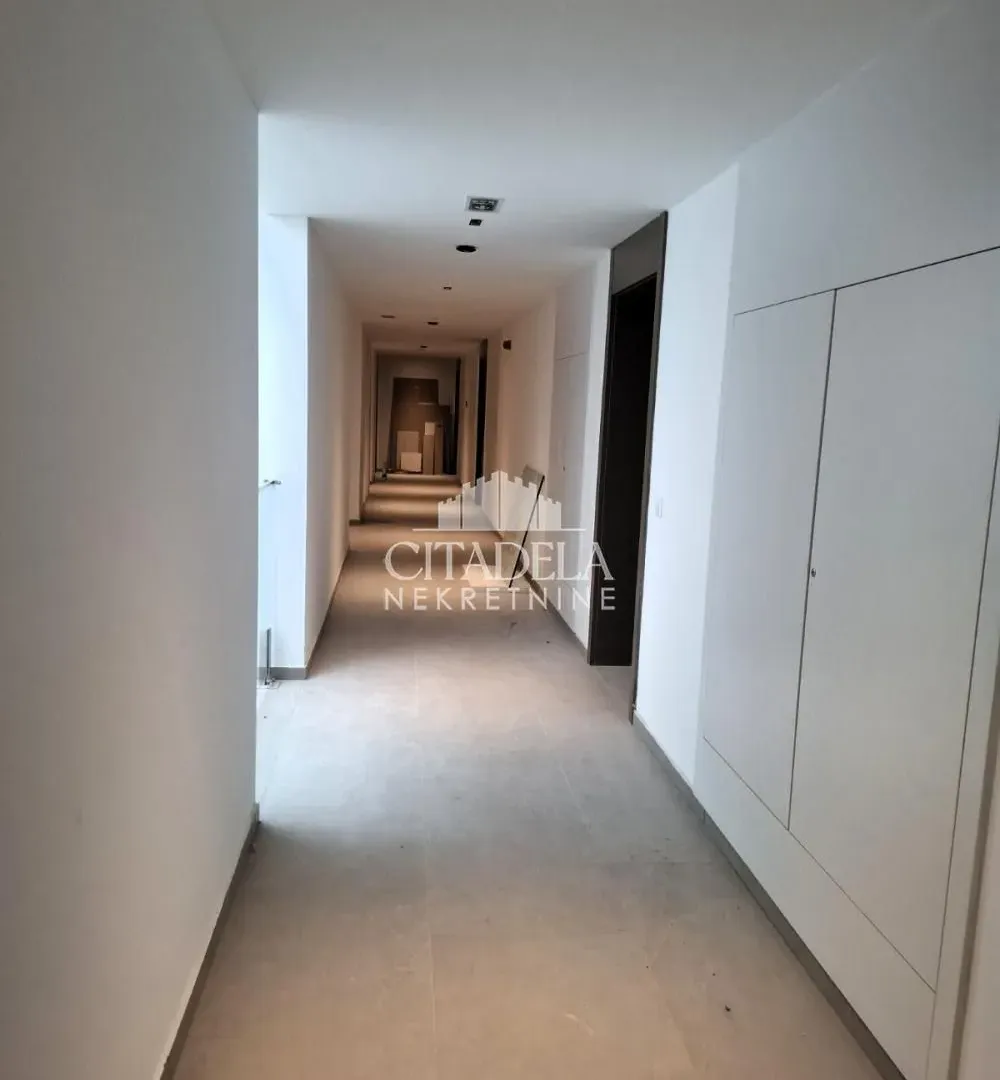 Sale, four bedroom apartment, 115m², Čukarica, Beograd
