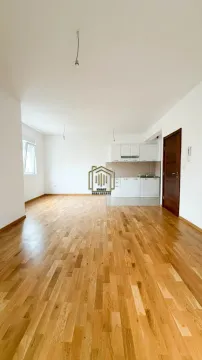 Prodaja, dvosoban stan, 73m², Tuški Put, Podgorica - image 4