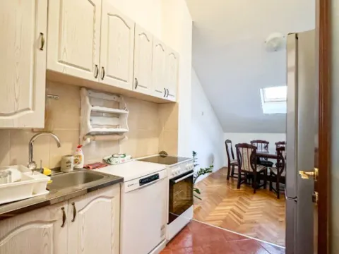 Prodaja, trosoban stan, 91m², Stari Aerodrom, Podgorica - image 4