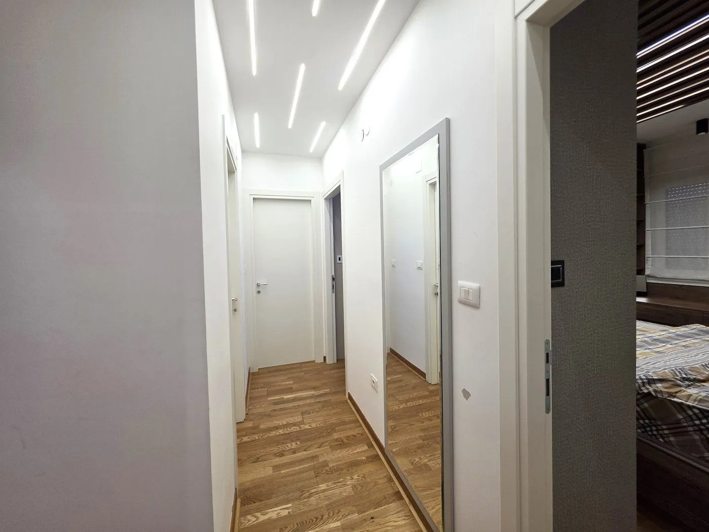 Izdavanje, stan, 65m², Zagorič, Podgorica