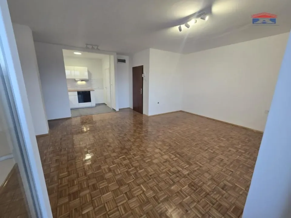 Rent, three bedroom apartment, 78m², Grbavica, Novi Sad Sve Podlokacije