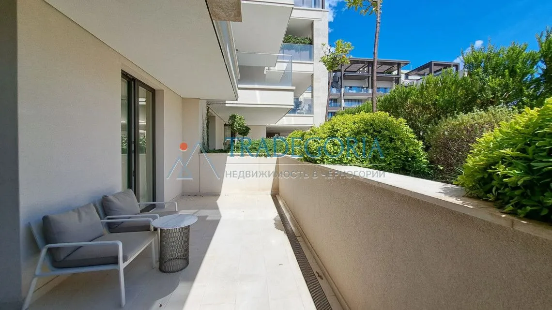 Prodaja, jednosoban stan, 87m², Tivat, Crna Gora